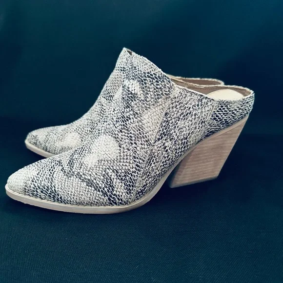 Mi.iM Snakeskin Slip On Shoes 8.5 - Picture 2 of 7